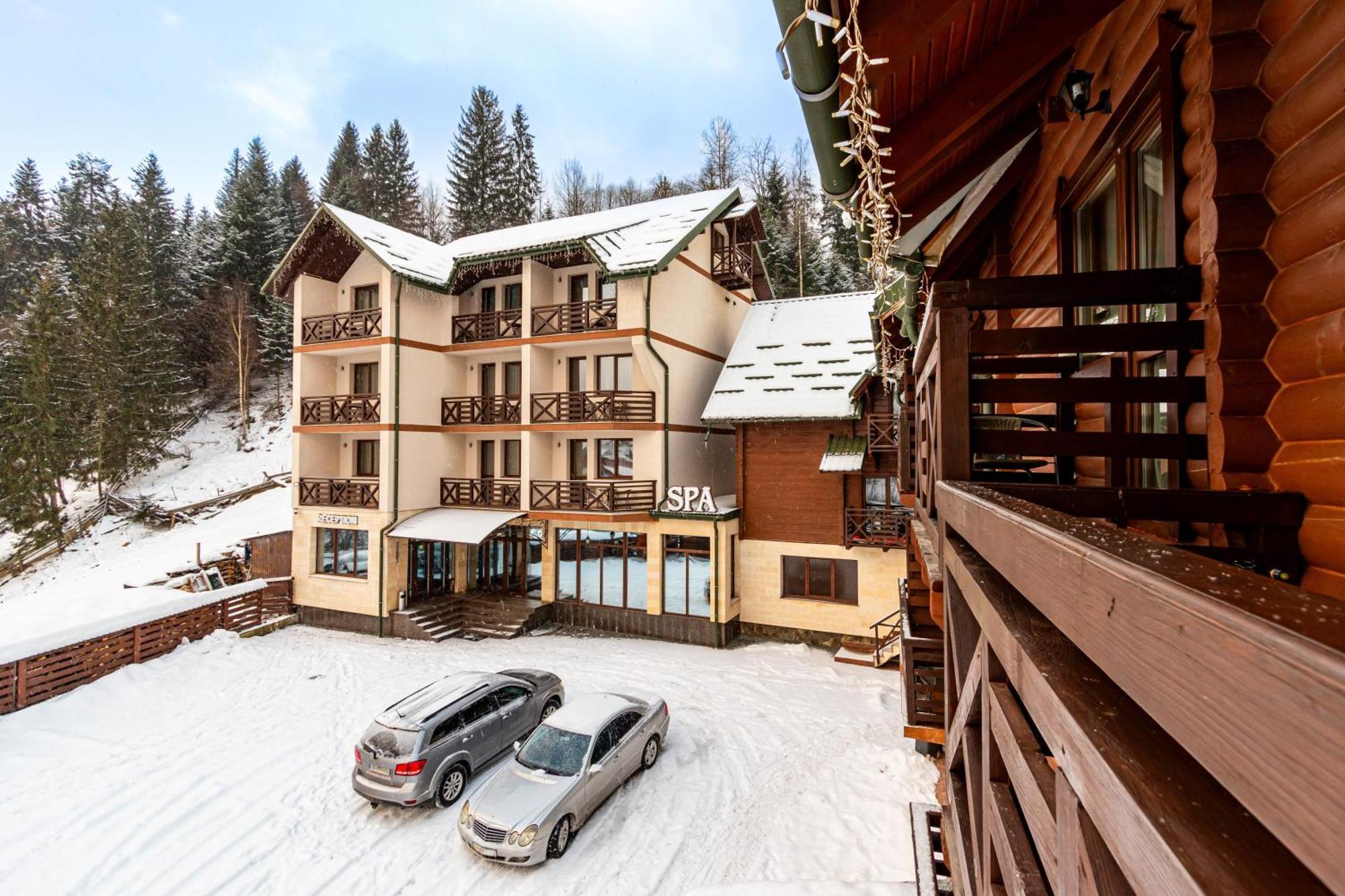 La Кrechunu Hotell Bukovel Eksteriør bilde
