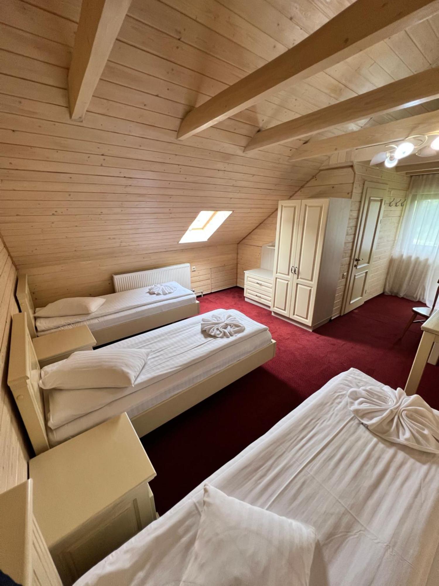 La Кrechunu Hotell Bukovel Eksteriør bilde