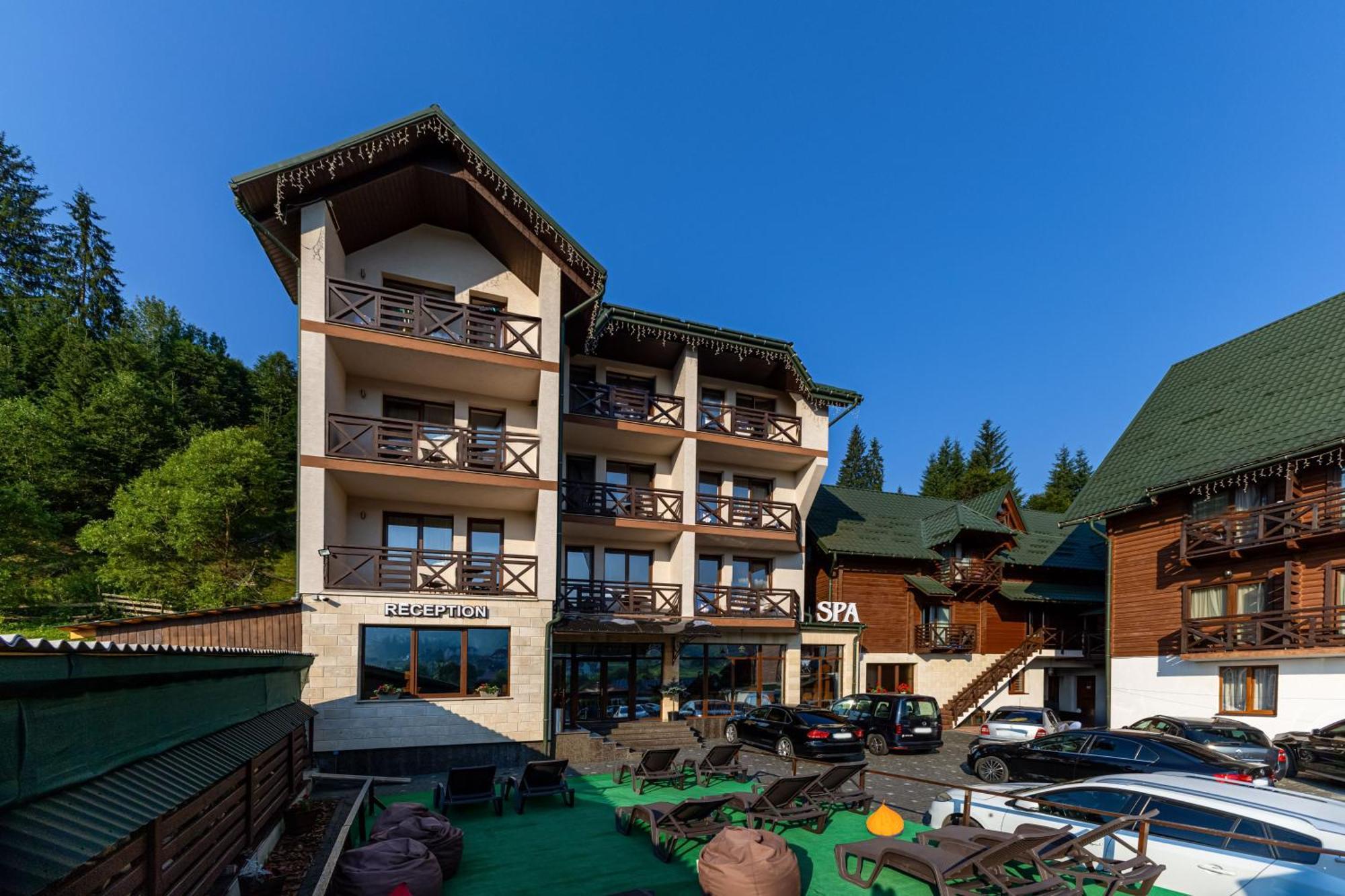 La Кrechunu Hotell Bukovel Eksteriør bilde